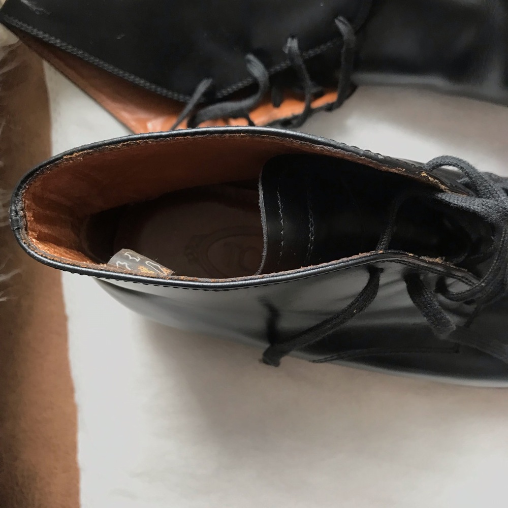Tod's Lug Sole Lace-Up Ankle Boot Black 9 - Picture 3 of 5